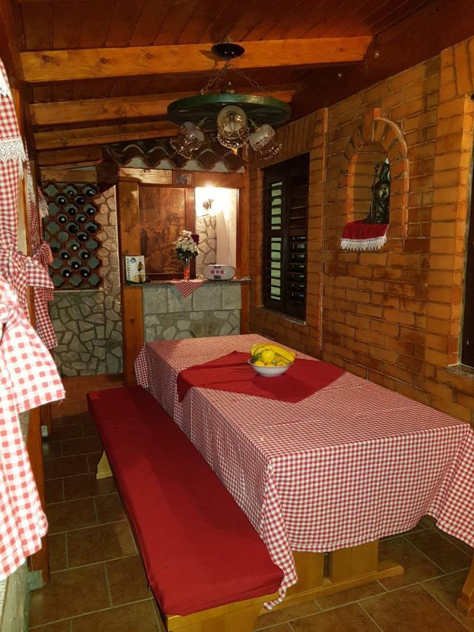 Room Petra In Centertown Senj  Exterior foto